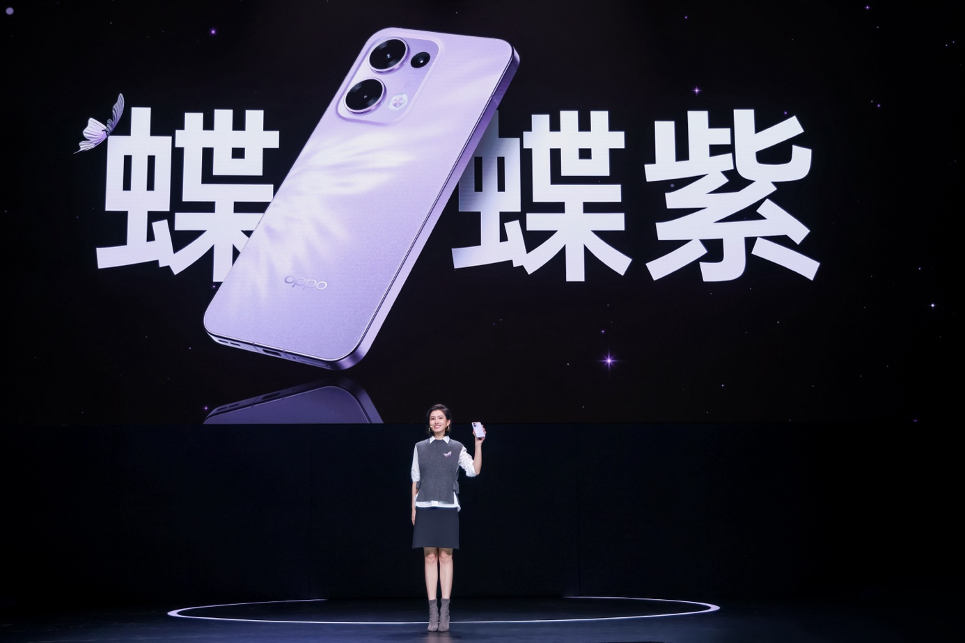 新一代超美小直屏OPPO Reno13 系列正式发布，2699元起 