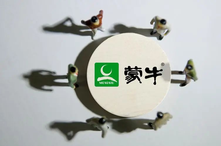 净利暴跌97.8%的蒙牛，出啥事了？ 