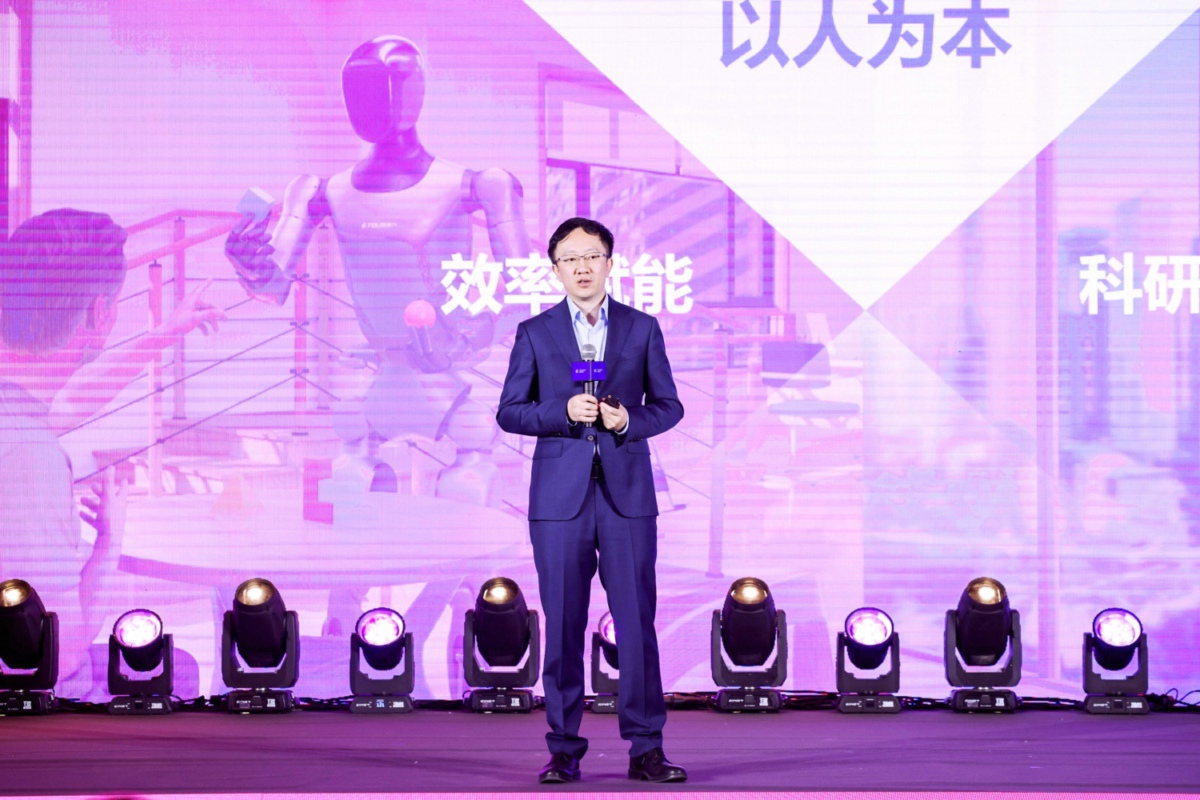 傅利叶十年，升级核心战略：做“有温度”的具身智能
