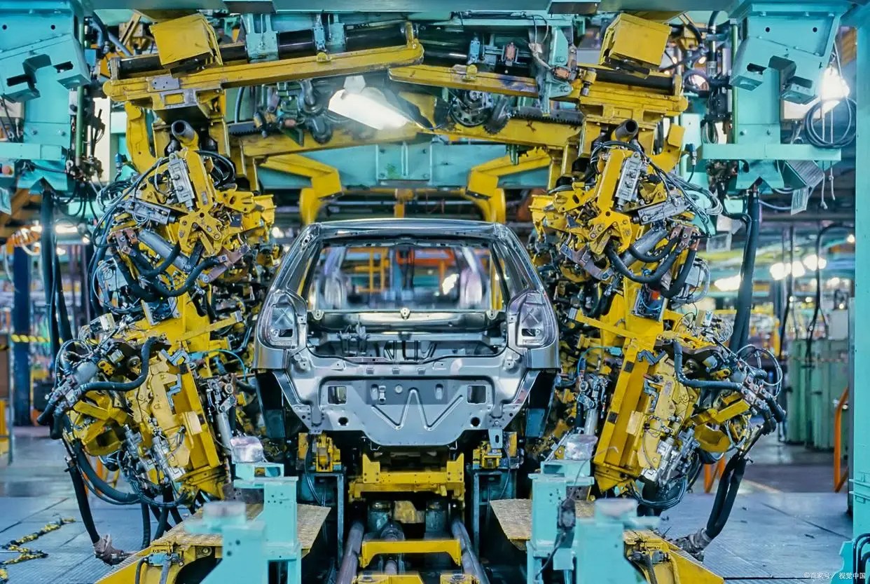 AI时代,全球车企开始寻找自己的“Model Y”