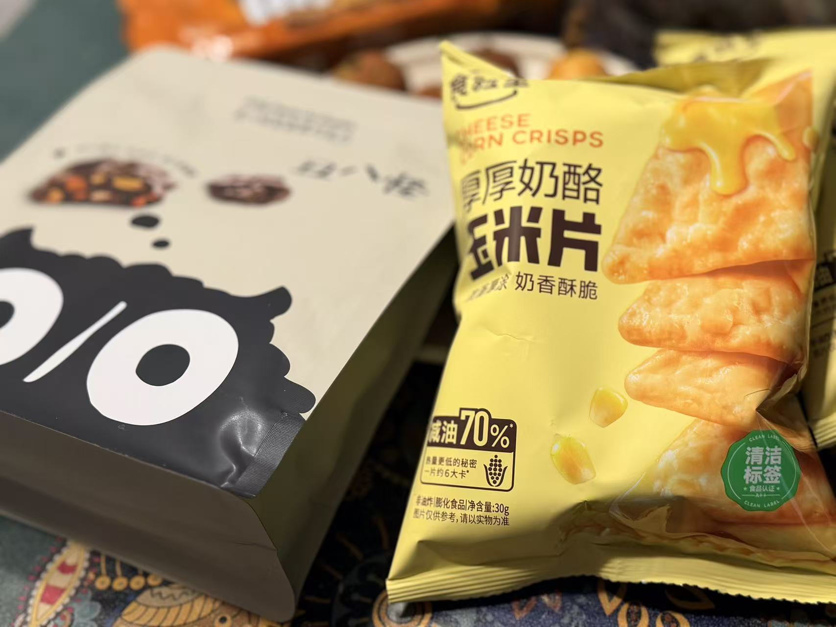 “巨好吃的小零食”搜索暴涨1800倍，“小趋势”在天猫618长成了大生意