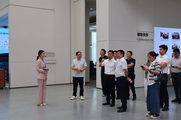 厦门市华师希平双语学校与科大讯飞签署重要战略合作协议 | AI 智慧基地校建设正式启航
