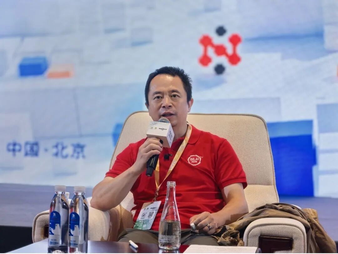 烧光一亿Token只为写周报？360周鸿祎揭穿大模型幻觉残酷真相