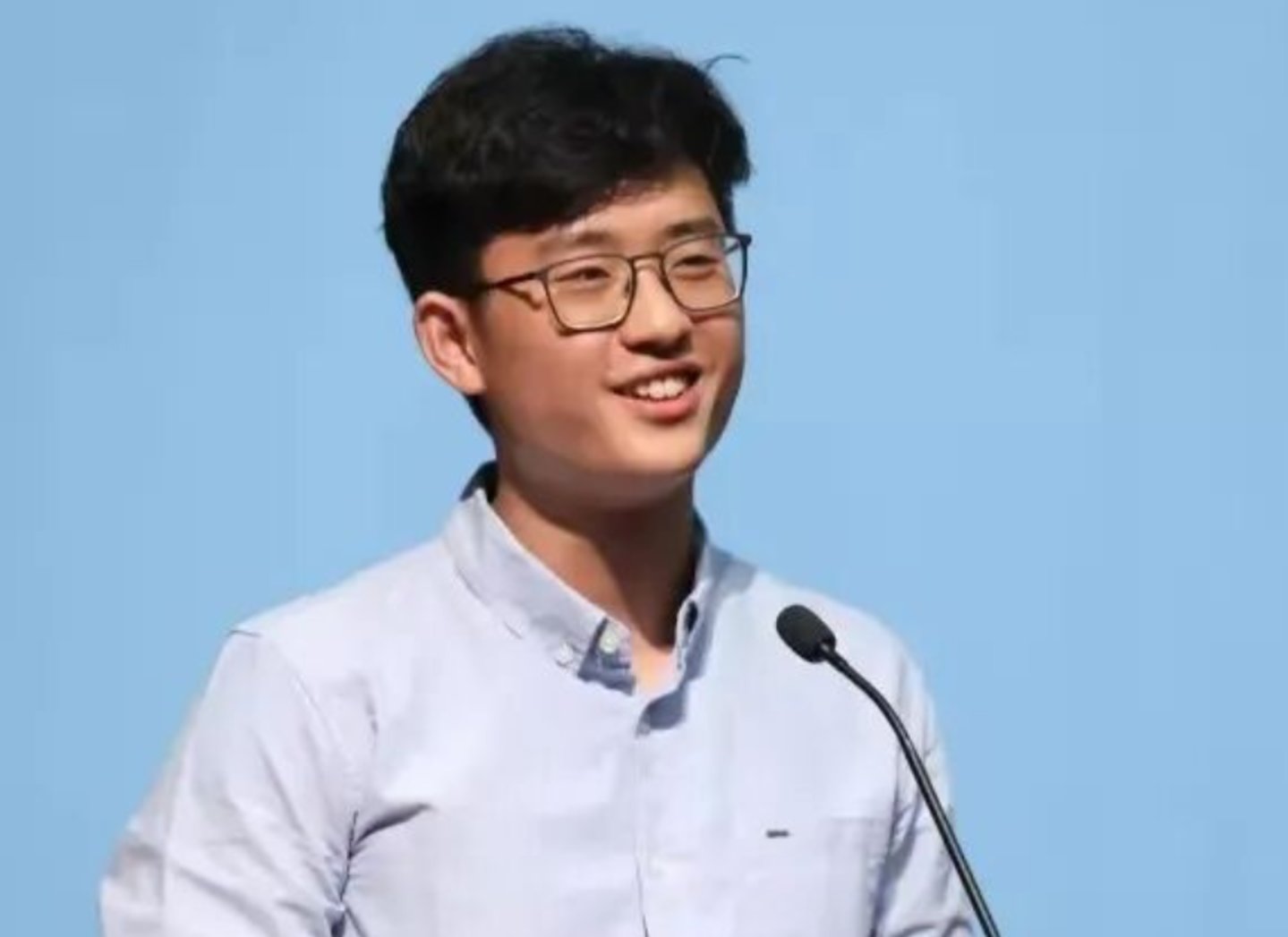 姚顺雨的半年考,Hy3的“三板斧” 姚顺雨的半年考,Hy3的“三板斧”