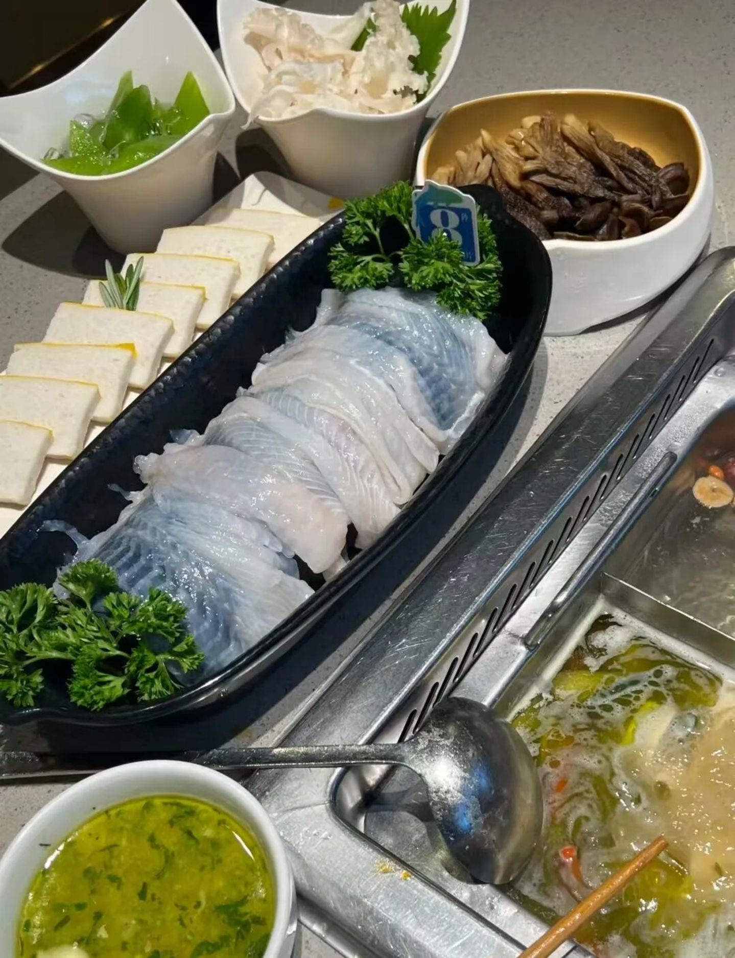 "活鱼现杀"餐厅的泡沫破了吗? "活鱼现杀"餐厅的泡沫破了吗?