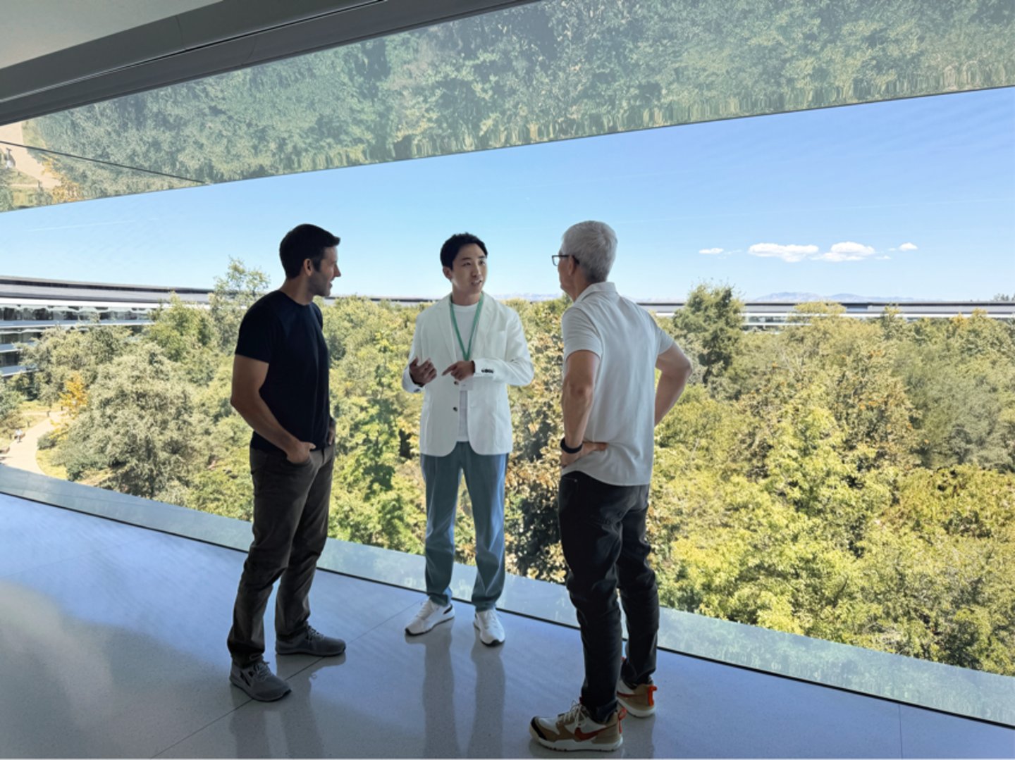  时隔9个月王宁再会库克，释放了什么信号？