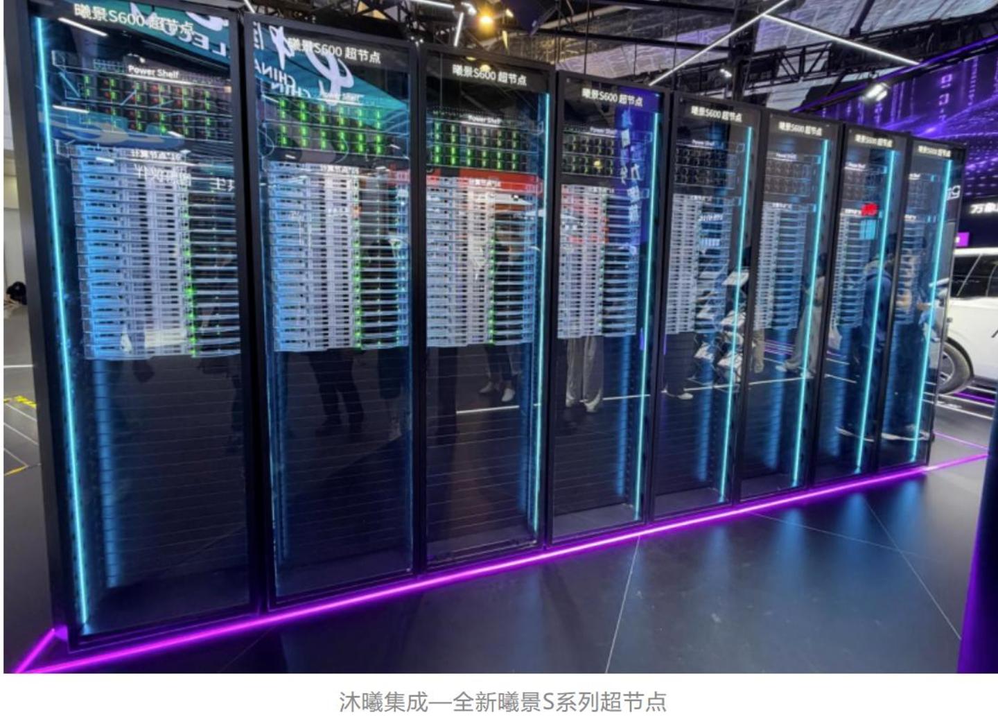 暴走35000步,用脚丈量世博三馆,WAIC 2026实地逛展全纪录 暴走35000步,用脚丈量世博三馆,WAIC 2026实地逛展全纪录