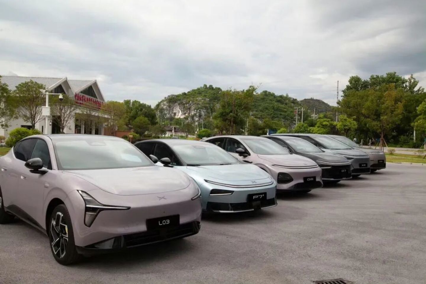 X9在高温中“趴窝”,小鹏的高端路还怎么走? X9在高温中“趴窝”,小鹏的高端路还怎么走?