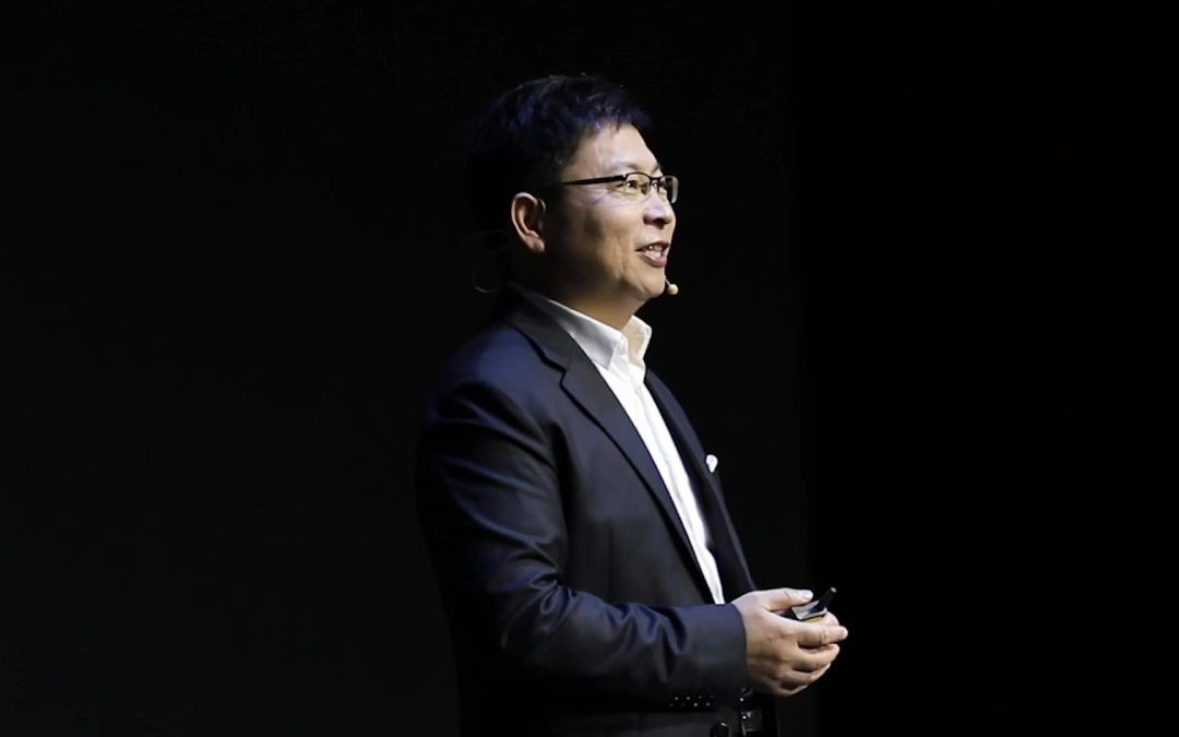 黑不倒华为的产品与技术，就黑华为的「人」 