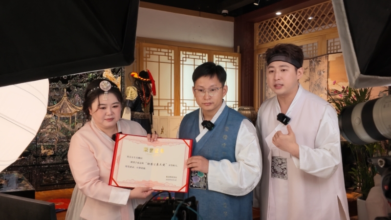 美腕“寻美扶优”走进延边，“所有女生”直播间溯源专场收官