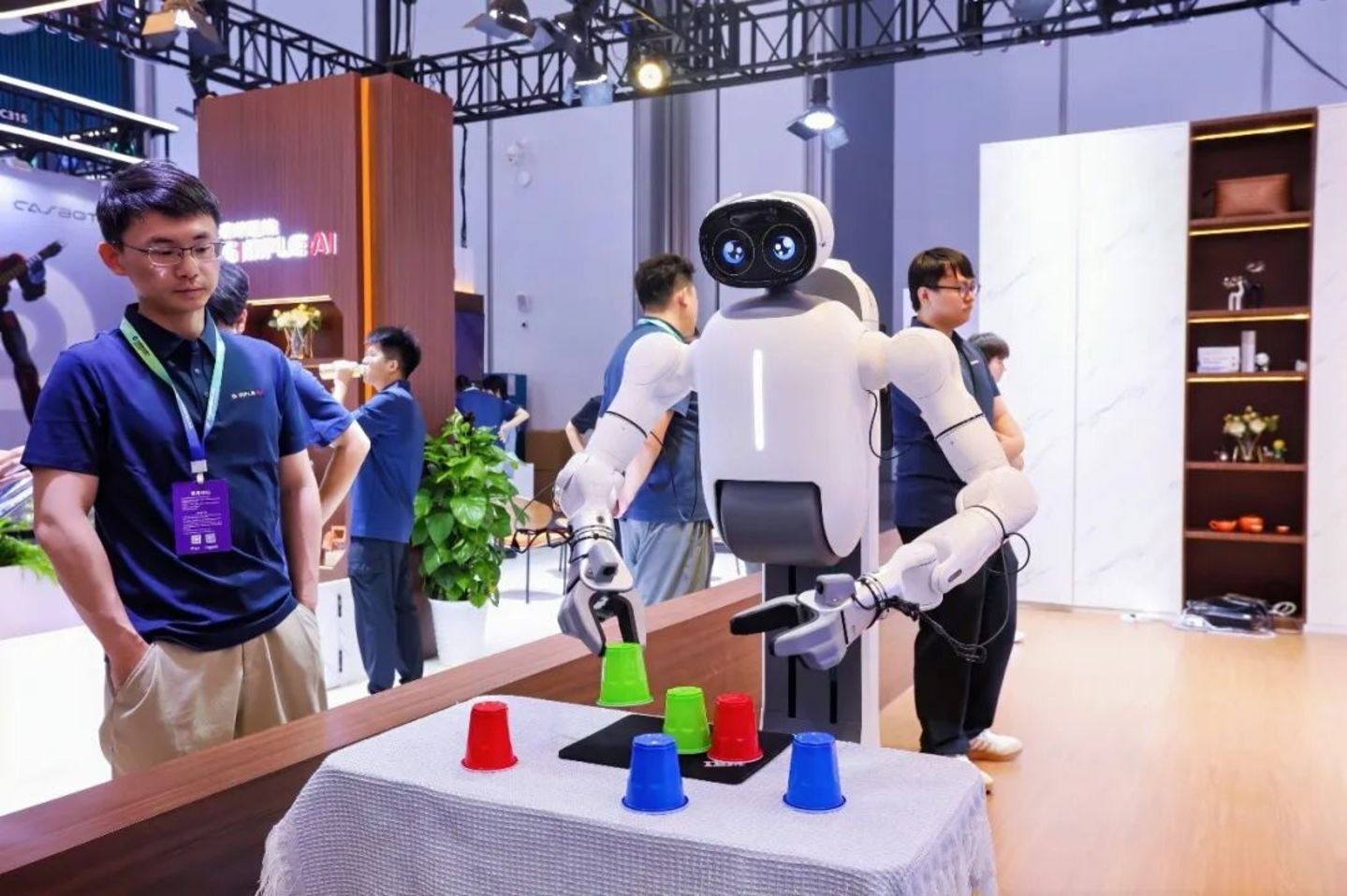 WRC变了:从秀场到市场 WRC变了:从秀场到市场