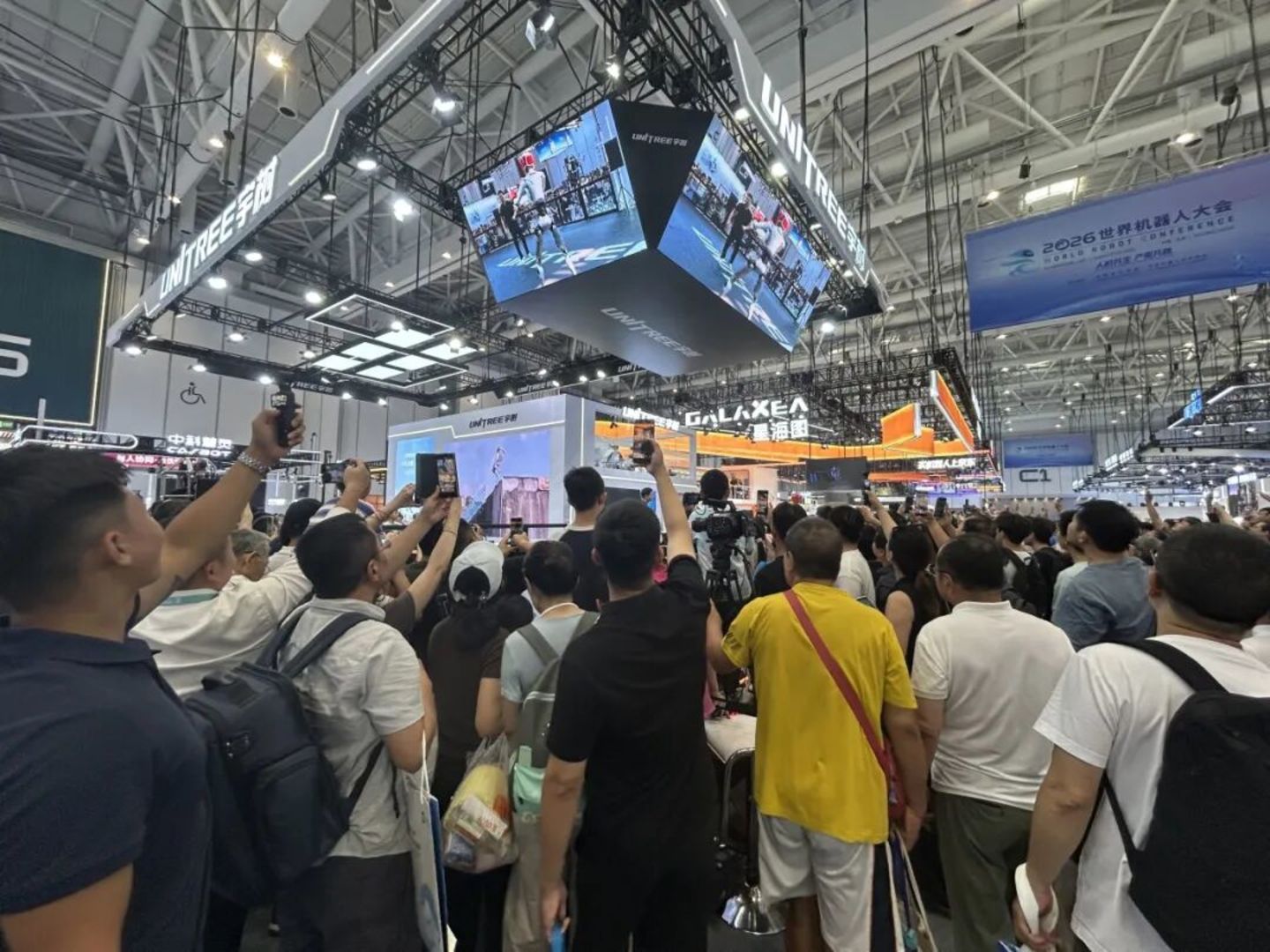 到底有多少人形机器人真正在干活? 到底有多少人形机器人真正在干活?
