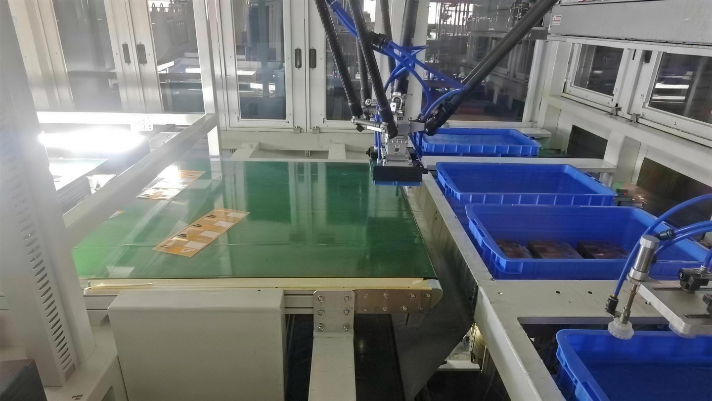 高端 PCB 扩产潮升温,自动化装备成标配 高端 PCB 扩产潮升温,自动化装备成标配