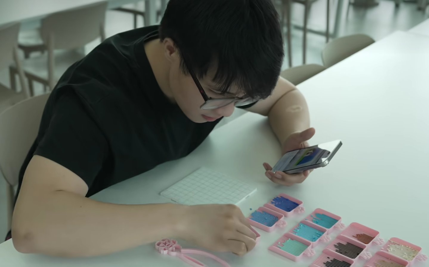  谁的黄金周急需一副AI眼镜？