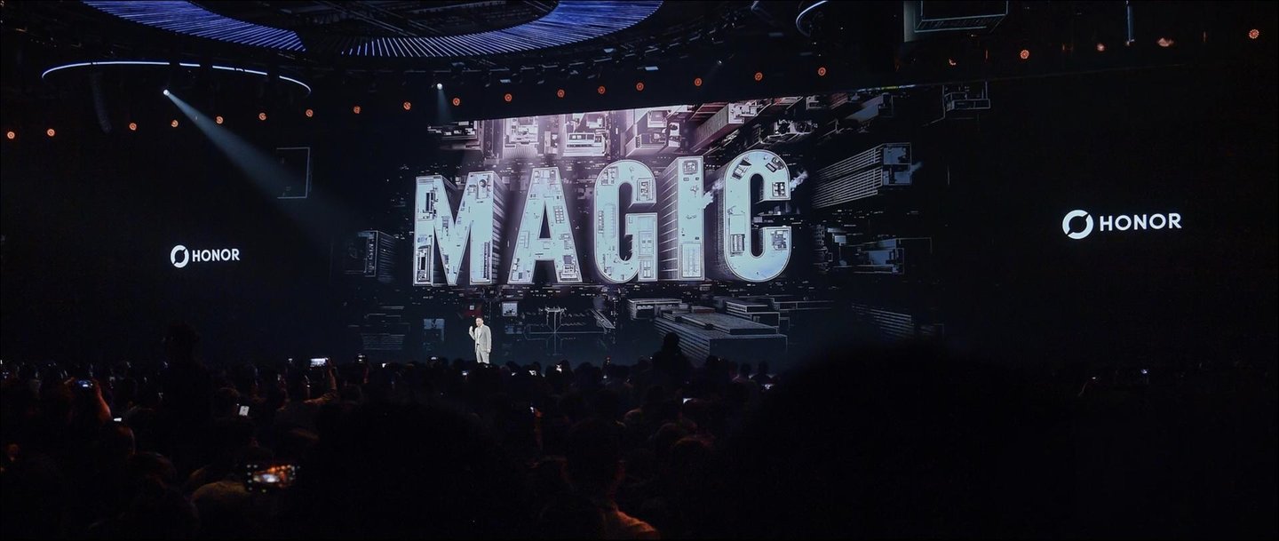  十年蜕变之作，荣耀Magic9系列写下越级答案