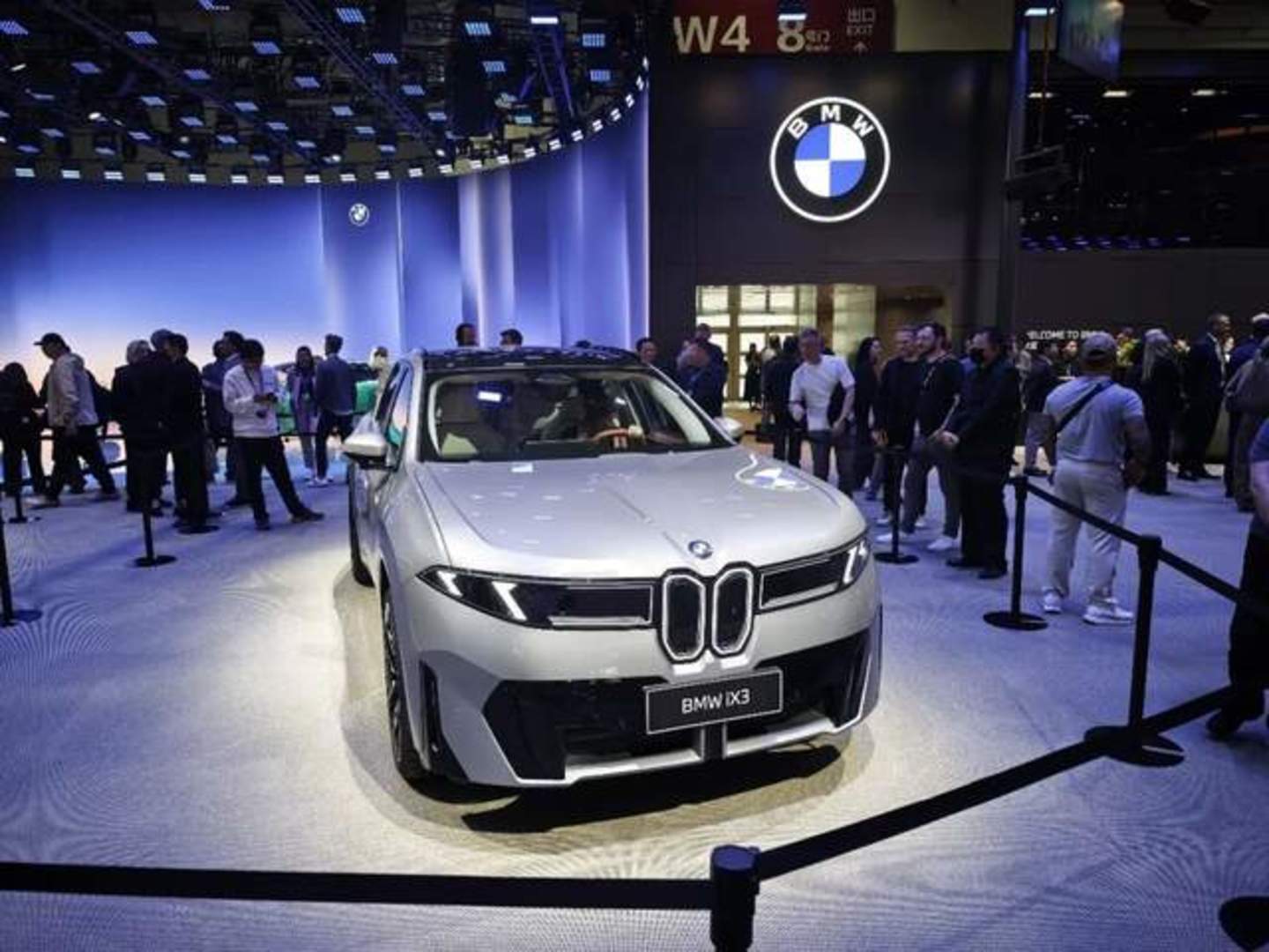 试驾宝马新世代iX3,还要等到11月底 试驾宝马新世代iX3,还要等到11月底