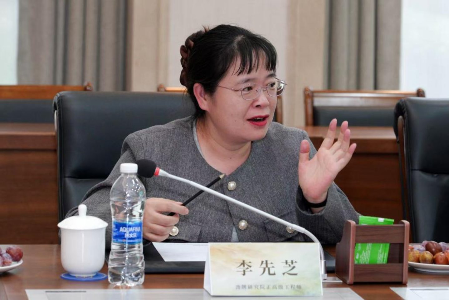 从300亩到3000亩:沙漠里长出的技术产业链 ——一株寄生植物的二十年技术驯化 从300亩到3000亩:沙漠里长出的技术产业链 ——一株寄生植物的二十年技术驯化